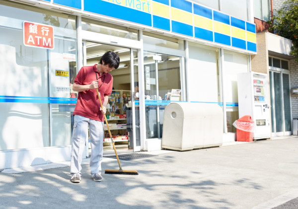 convenience store's Free Wifi