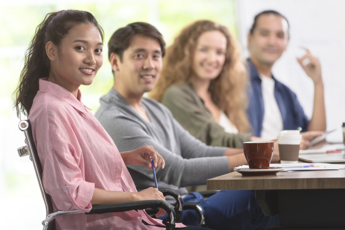 Application for change of residence to get into company, for international students.
